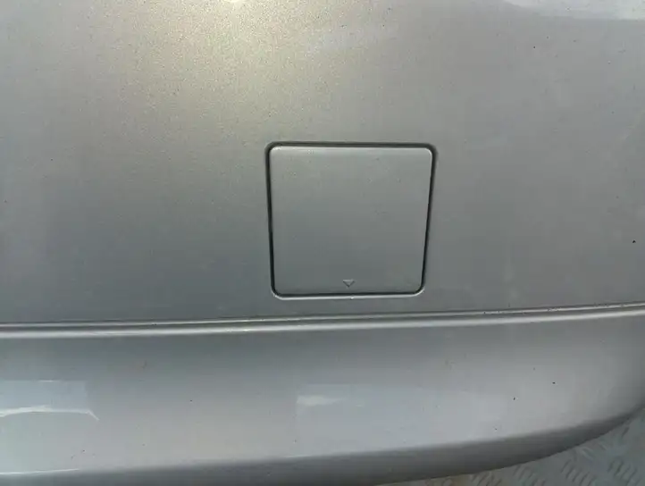 Mercedes-Benz C W203 (2000 - 2007) Заглушка буксировочной петли бампера — фото 1