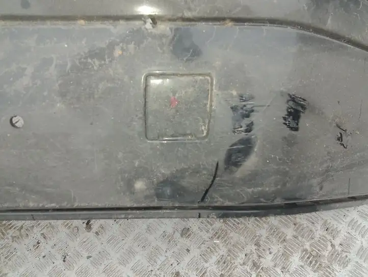 Volvo V50 (2004 - 2008) Заглушка буксировочной петли бампера — фото 1