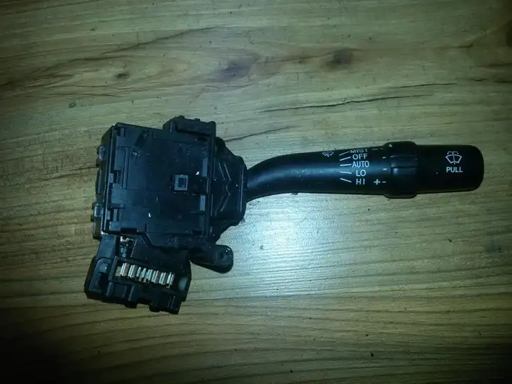 Toyota Avensis T250 (2006 - 2009) 8465205160 Переключатель стеклоочистителей — фото 1