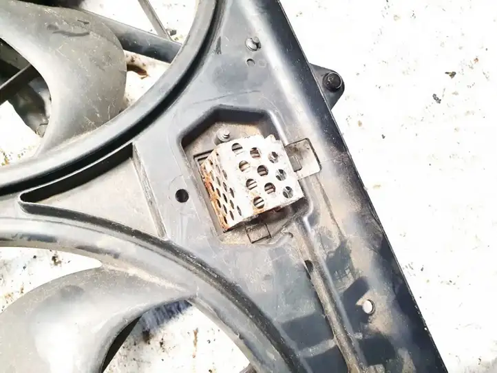 Ford Focus (1998 - 2004) 3134503072 Реле вентилятора охлаждения — фото 1