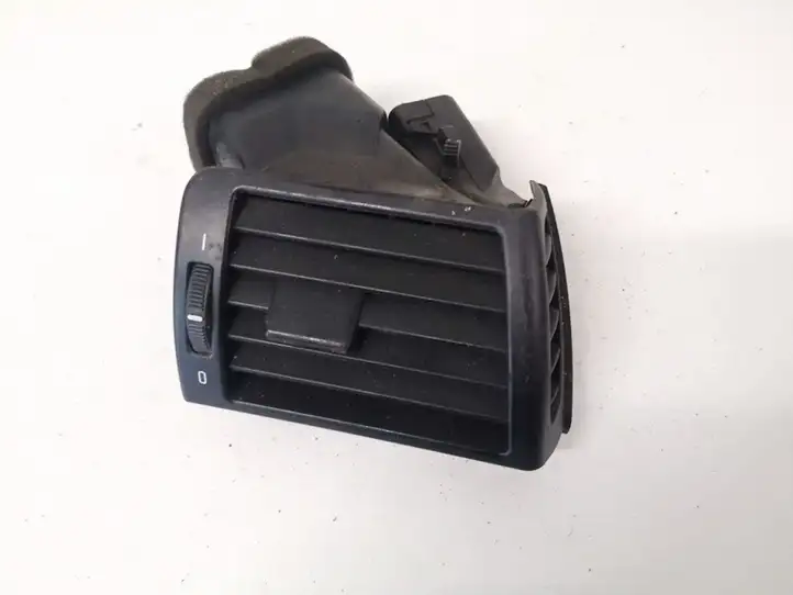 BMW 3 E46 (1998 - 2005) 64228361898 Боковой воздушный дефлектор — фото 1