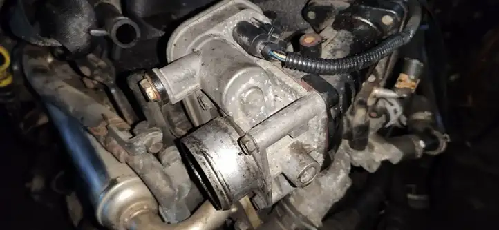 Opel Astra H (2004 - 2009) 8973002310 Дроссельная заслонка — фото 1