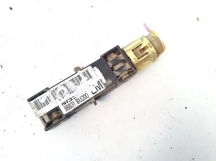 Nissan Almera (2000 - 2006) 98831bu200 Датчик удара SRS — фото 1