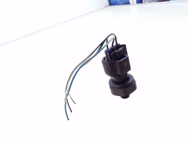 Toyota Avensis T250 (2006 - 2009)  4990007141 Датчик давления кондиционера воздуха