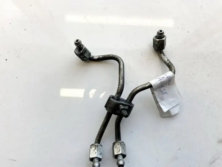 Lexus IS 220D-250-350 (2005 - 2010) Трубка топливной системы — фото 1