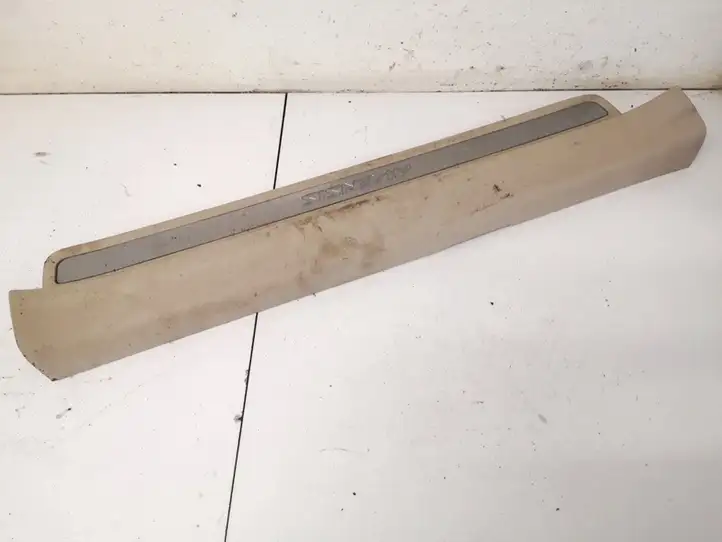 Toyota Avensis T250 (2003 - 2006) 6791305040 Внутренняя отделка переднего порога — фото 1