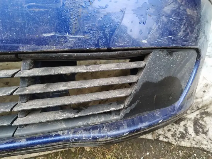 Seat Cordoba (6L) (2002 - 2009) Нижняя решетка переднего бампера — фото 1