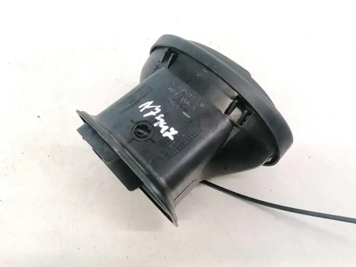 Ford Focus (1998 - 2004) 98AB19893AKW Центральный воздушный дефлектор — фото 2