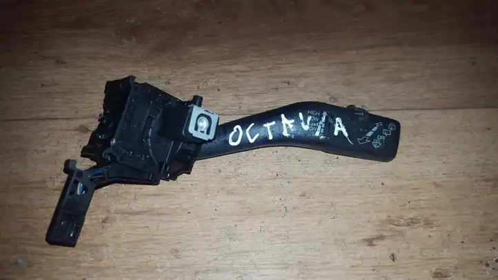 Skoda Octavia Mk2 (1Z) (2004 - 2013) 1k0953519h Переключатель стеклоочистителей — фото 1