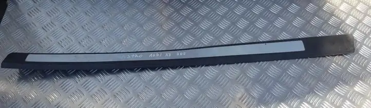 Audi A3/S3 8P (2004 - 2008) 8P3853492A Внутренняя отделка переднего порога — фото 1