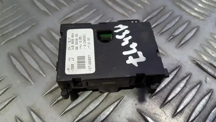 Volkswagen Golf V (2003 - 2009) 1K0959654 Регулировка рулевой колонки — фото 1