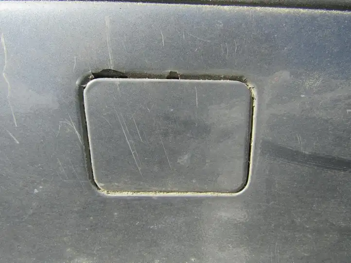 Citroen Xsara (1997 - 2006) 9638953677 Заглушка буксировочной петли бампера — фото 1