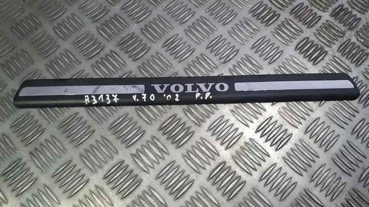 Volvo V70 (2000 - 2004) 09178405 Внутренняя отделка переднего порога — фото 1