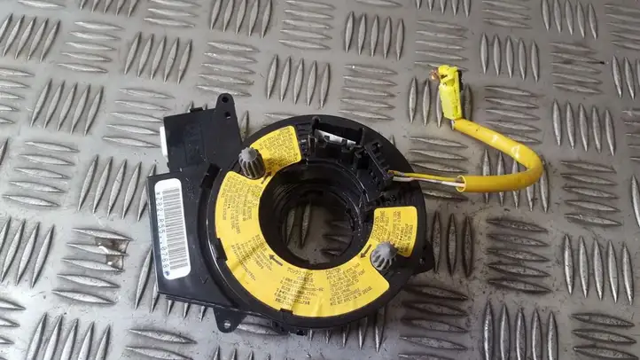 Mazda 5 (2005 - 2010) Z82R550768 Контактное кольцо SRS — фото 1