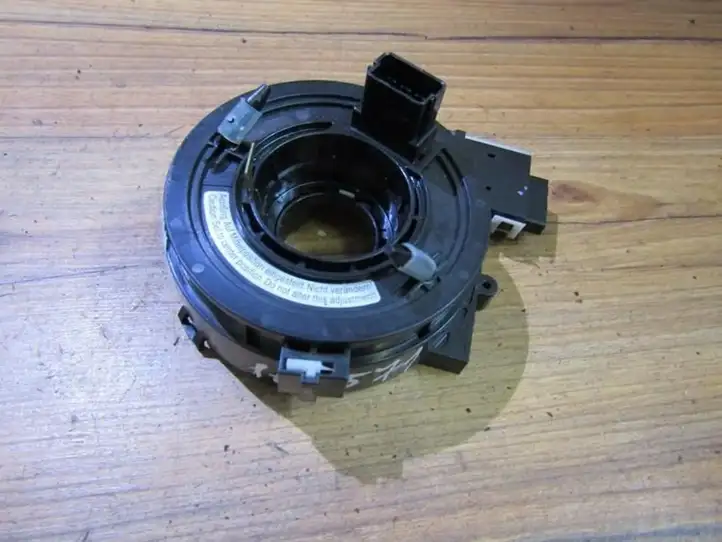 Volkswagen Touran I (2003 - 2010) Контактное кольцо SRS — фото 1