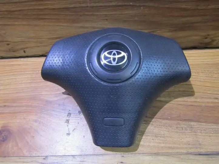 Toyota Yaris (1999 - 2003) 001260401cgu Подушка безопасности руля — фото 1