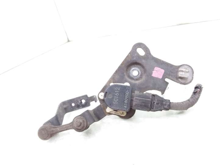 Toyota Auris E180 (2012 - 2018)  A1809001 Датчик высоты (фар)