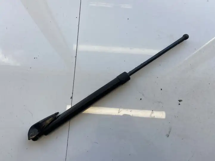 Toyota Avensis Verso (2001 - 2004) 1279530 Амортизатор крышки багажника — фото 2