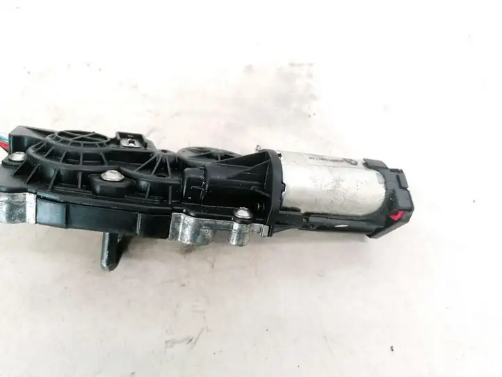 BMW X5 E70 (2006 - 2013) 977706102 Замок крышки багажника — фото 2