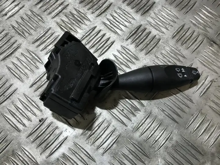 Ford Fiesta (2000 - 2005) 2s6t17a553aa Переключатель стеклоочистителей — фото 1