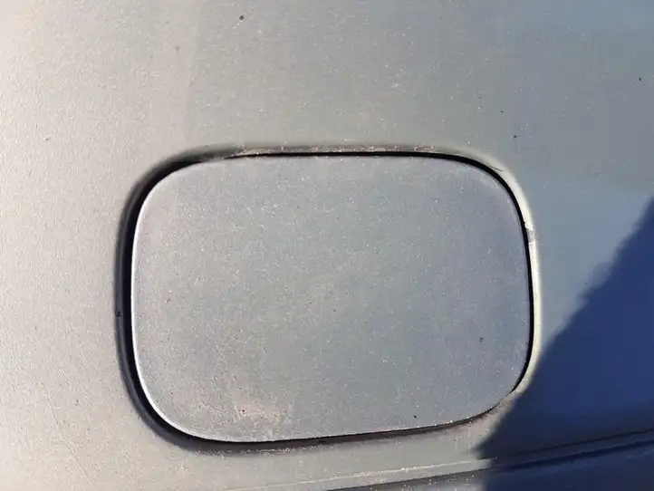 Renault Laguna I (1993 - 2001) Заглушка буксировочной петли бампера — фото 1