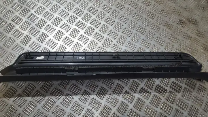 Toyota Avensis T250 (2003 - 2006) 6791305030 Внутренняя отделка переднего порога — фото 2