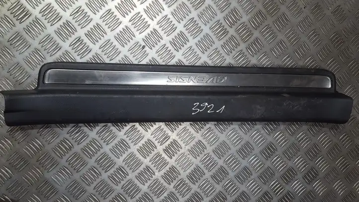 Toyota Avensis T250 (2006 - 2009) 6791405050 Внутренняя отделка переднего порога — фото 1