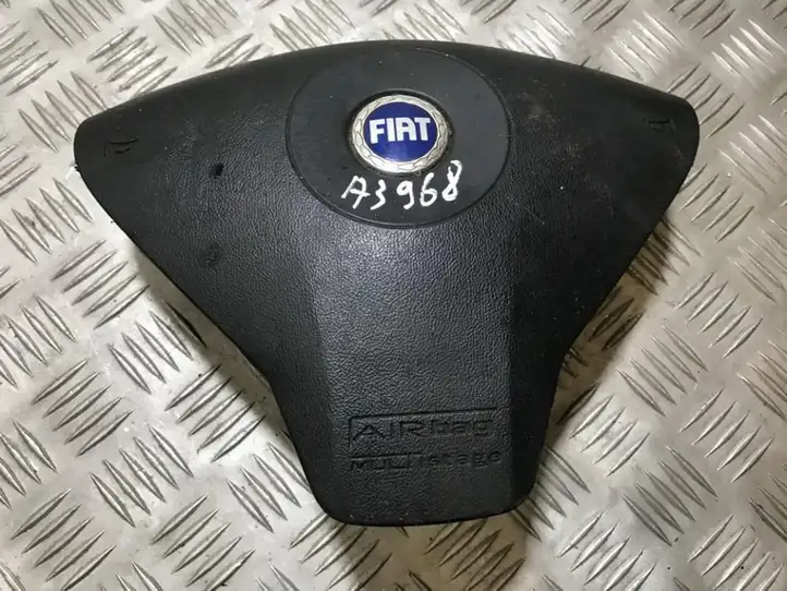 Fiat Stilo (2001 - 2010) df012600140 Подушка безопасности руля — фото 1