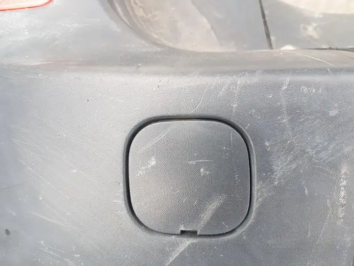 Renault Scenic II - Grand scenic II (2003 - 2006) Заглушка буксировочной петли бампера — фото 1
