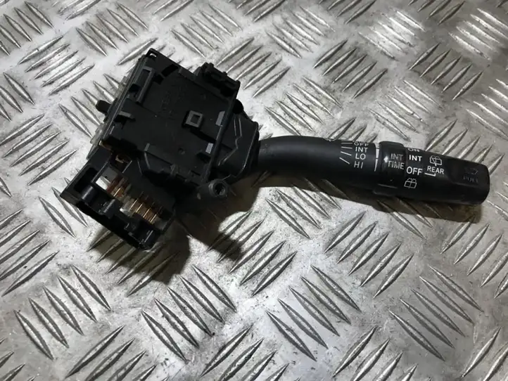 Toyota Corolla Verso AR10 (2004 - 2009) 173654lh Переключатель стеклоочистителей — фото 1