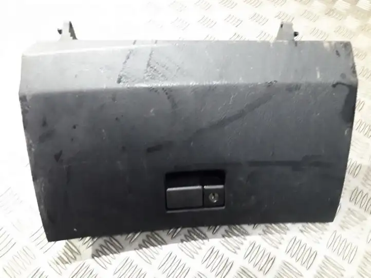 Toyota Avensis T220 (2000 - 2003) 5555005030 Вещевой ящик — фото 1