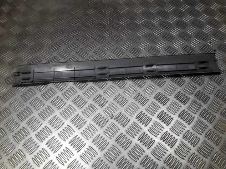 Toyota RAV 4 (XA20) (2000 - 2005) 6791342060 Внутренняя отделка переднего порога — фото 2