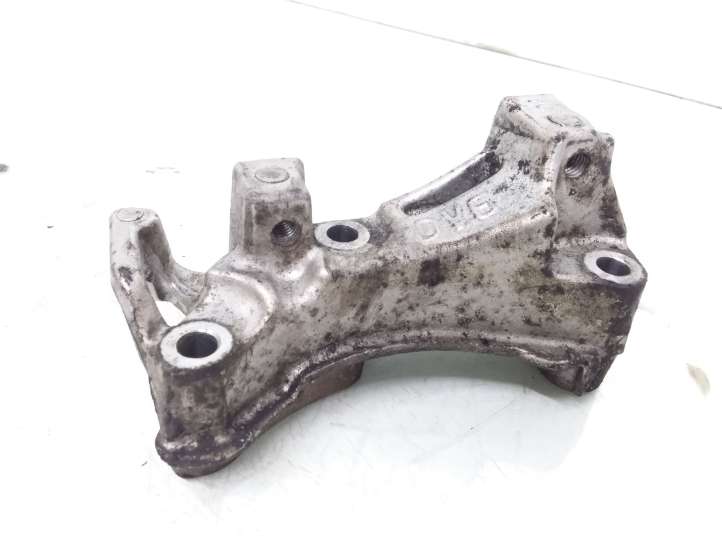 Peugeot 308 (2007 - 2013)  9688615780 Кронштейн крепления двигателя