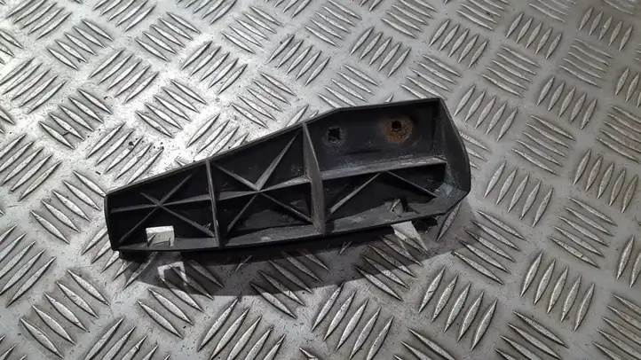Toyota Corolla Verso AR10 (2004 - 2009) 525620F010 Кронштейн заднего бампера — фото 1