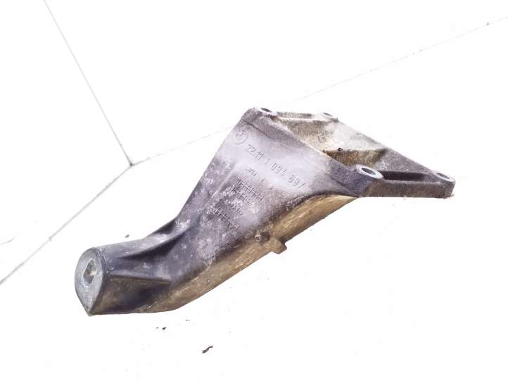 BMW 3 E46 (1998 - 2005)  22111094697 Кронштейн крепления двигателя