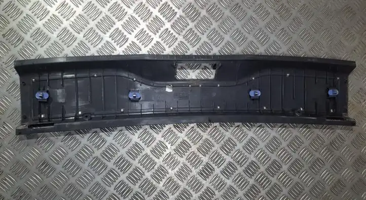 Opel Zafira B (2006 - 2008) 322225228 Отделка порога багажника — фото 2