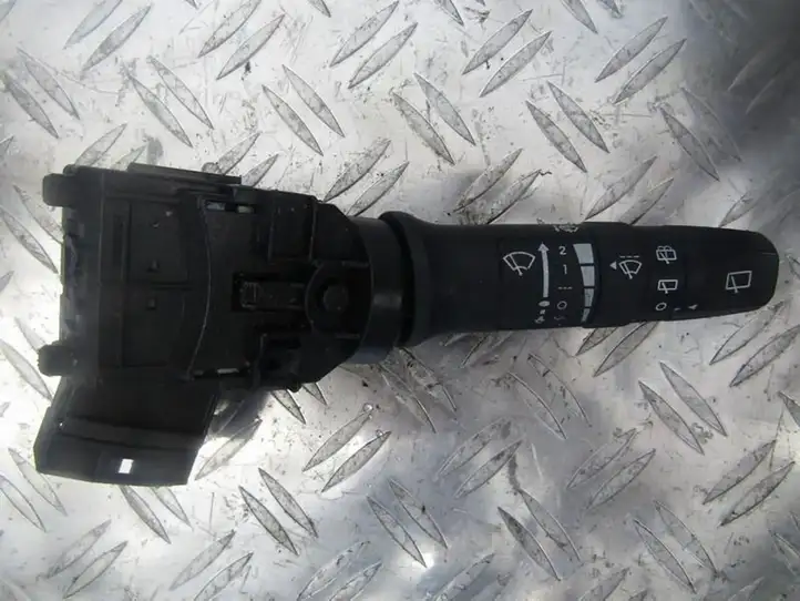 Hyundai i20 (PB PBT) (2008 - 2012) 202007357 Переключатель стеклоочистителей — фото 1