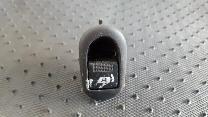 Citroen C3 (2002 - 2009) 96401469XT Блок кнопок стеклоподъемников — фото 1