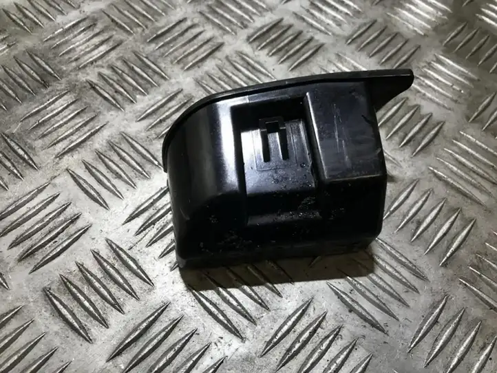 Mazda RX8 (2003 - 2008) f15164633 Передняя пепельница — фото 2