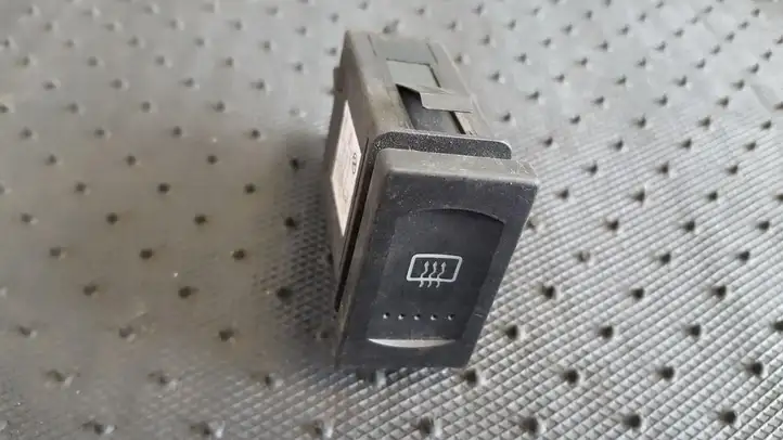 Volkswagen PASSAT B5.5 (2001 - 2005) 3B0959621C Кнопка обогрева стекла — фото 1