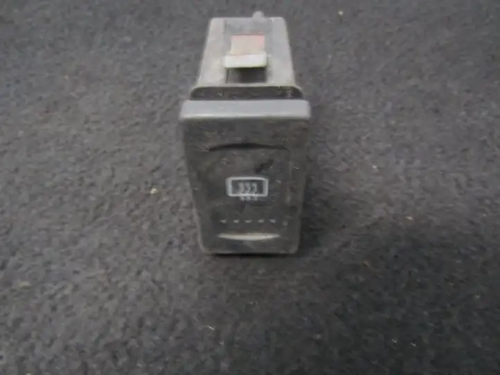 Volkswagen PASSAT B5.5 (2001 - 2005) 3b0959621c Кнопка обогрева стекла — фото 1
