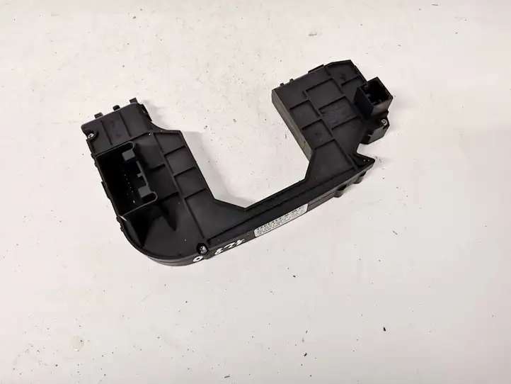 Audi A4 S4 B6 8E 8H (2000 - 2006) 8e0953549f Регулировка рулевой колонки — фото 3