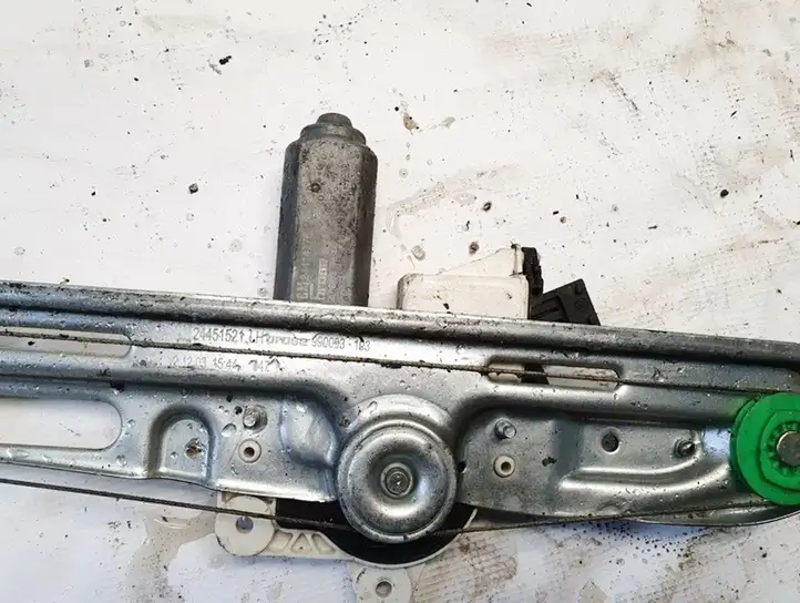 Opel Vectra C (2002 - 2005) 24414776 Стеклоподъемник задней двери — фото 1