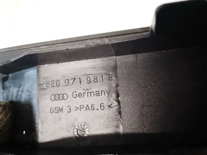 Audi A4 S4 B6 8E 8H (2000 - 2006) 8e0971981b Прочие детали салона — фото 3