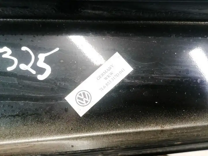 Volkswagen Touareg I (2002 - 2010) 7L6853317D Накладка стекла передней двери — фото 3
