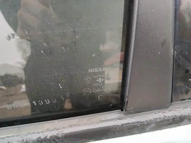 Nissan X-Trail T30 (2001 - 2007) Стекло задней двери — фото 3