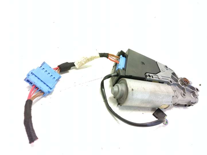 Volkswagen PASSAT B5.5 (2001 - 2005)  1J6959591 Двигатель привода люка-крыши
