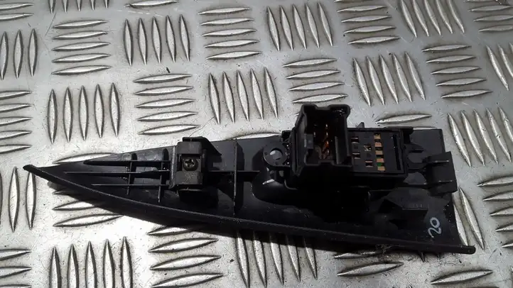 Nissan Note (E11) (2006 - 2014) 829619U10A Кнопка стеклоподъемников — фото 2