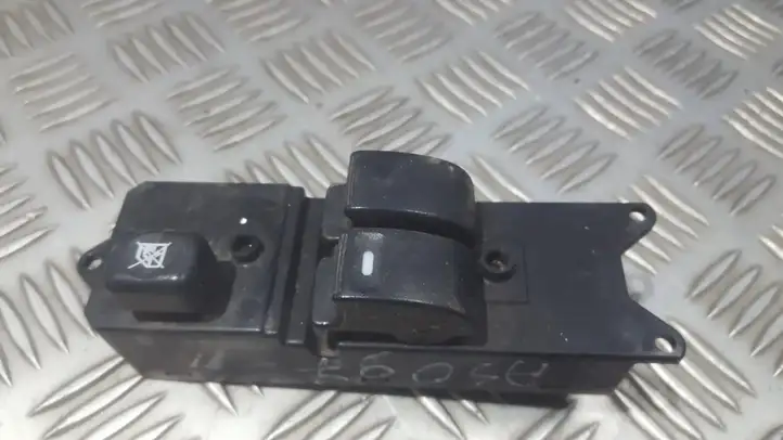 Mitsubishi Colt (2008 - 2012) MR587959 Кнопка стеклоподъемников — фото 1