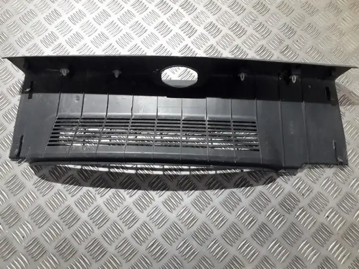 Mitsubishi Colt (2008 - 2012) mr951556 Отделка порога багажника — фото 2